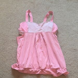 Lululemon Women's sport Top with bra